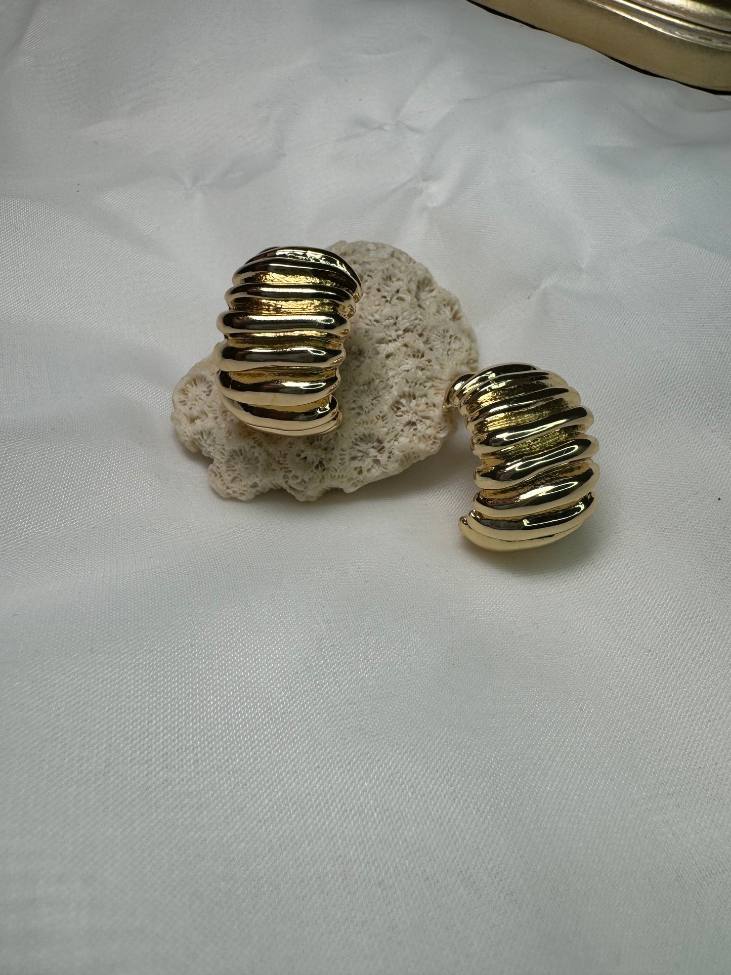 Joy Hoop Earrings