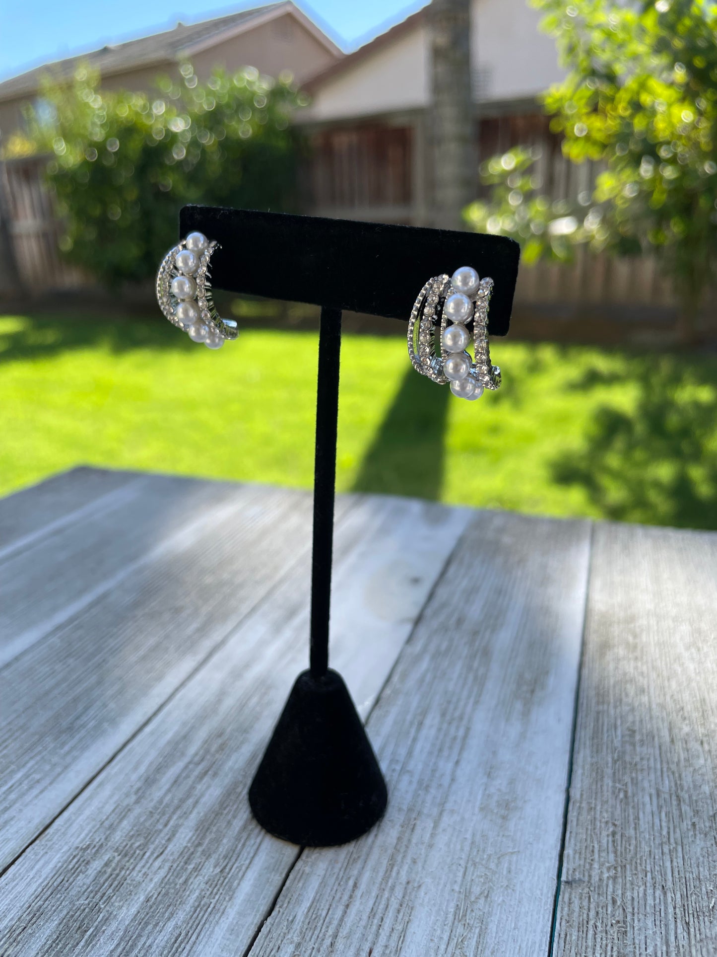 La Perla Hoops
