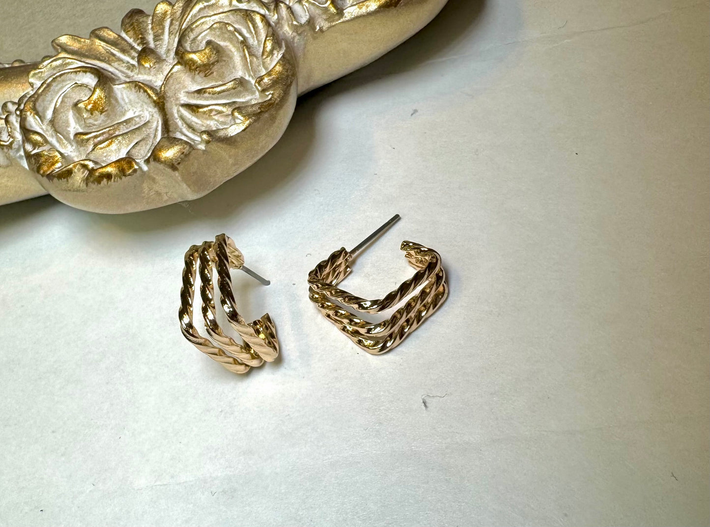 Mia Hoops