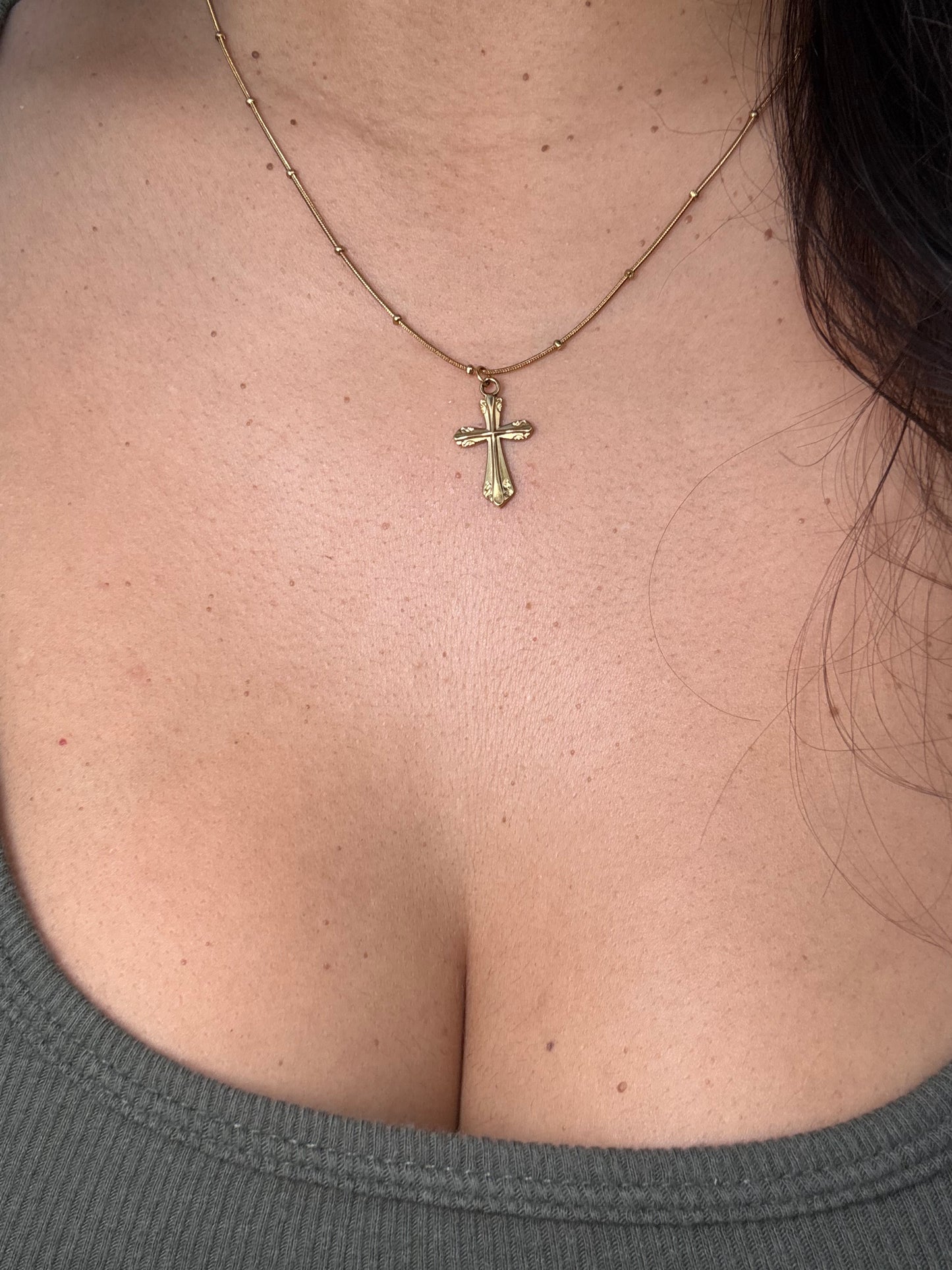 Mary Necklace