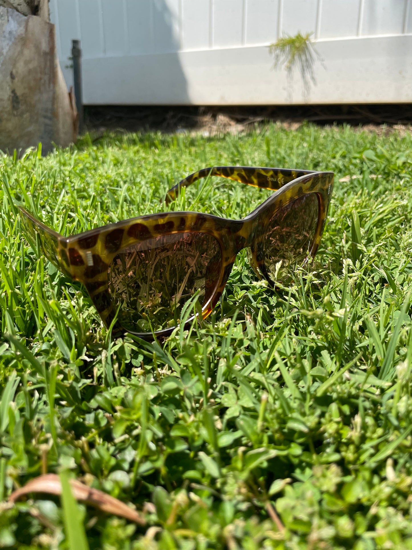 Nena Sunnies ( Light Brown)