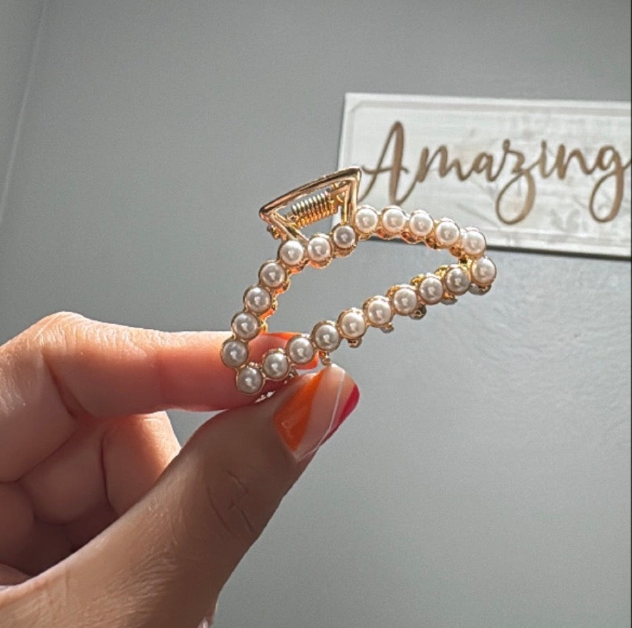 Pearly Hair Clips