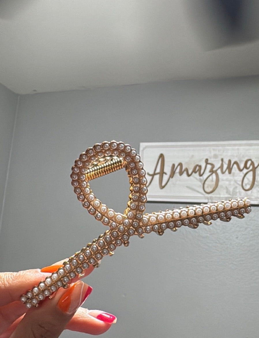 Pearly Hair Clips
