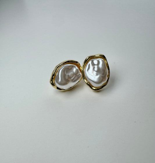 Betty Stud Earrings