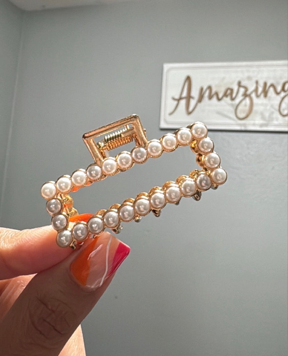 Pearly Hair Clips