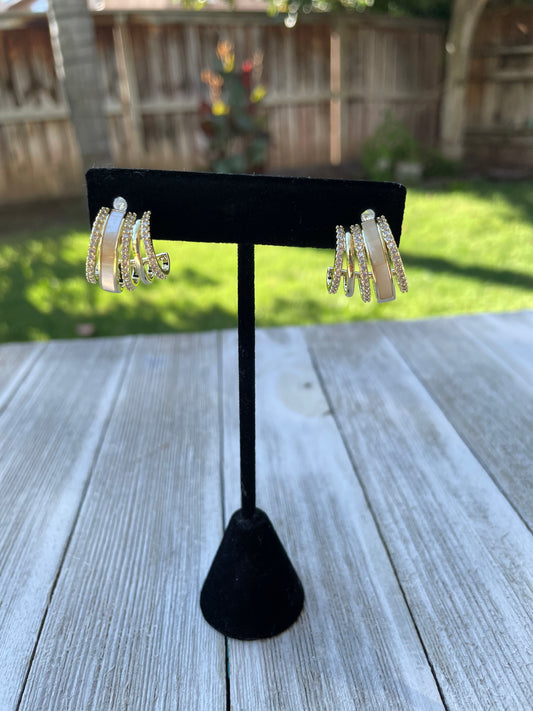 Stand Out Hoops
